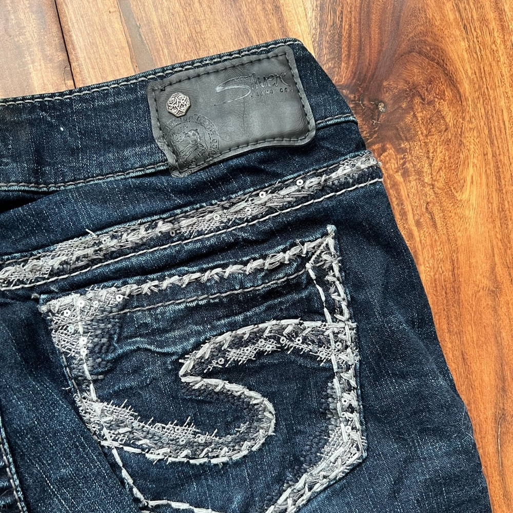 Silver jeans suki style